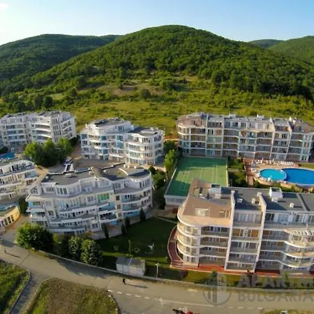 Daire One Bed In Sunset Complex *
