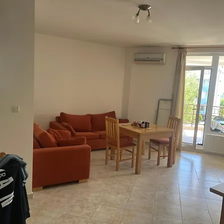 One Bed In Sunset Complex Daire Kosharitsa